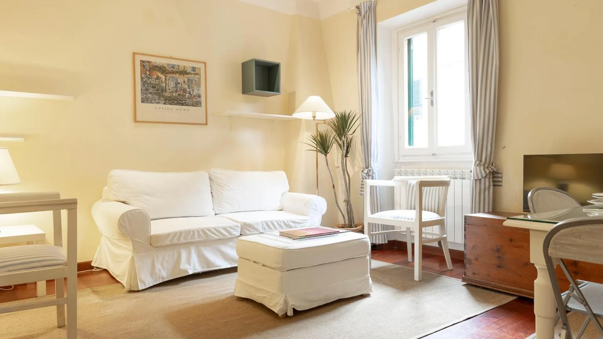 Sweet House In Petrarca Street Apartment Florence