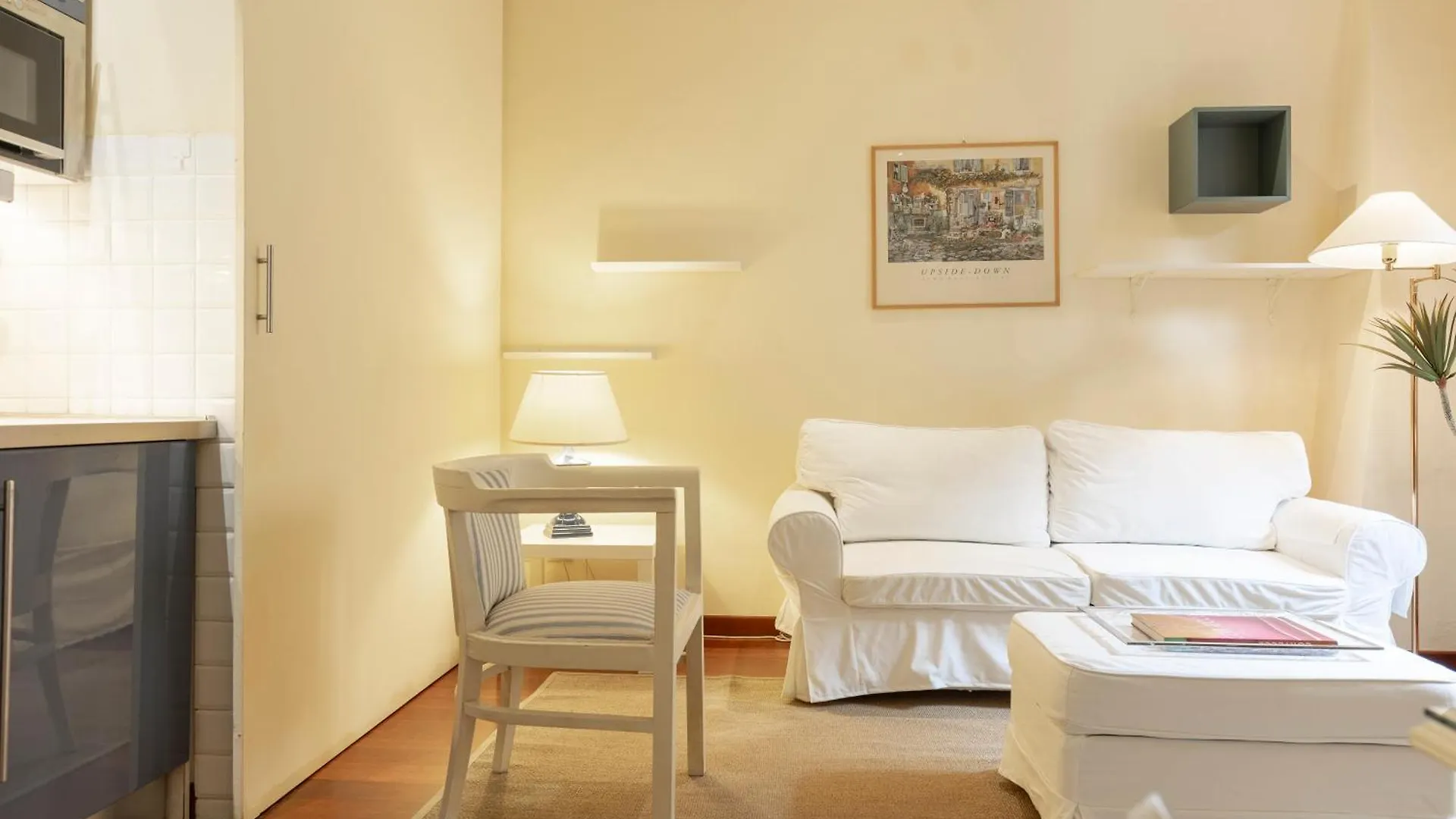 Sweet House In Petrarca Street Apartment Florence