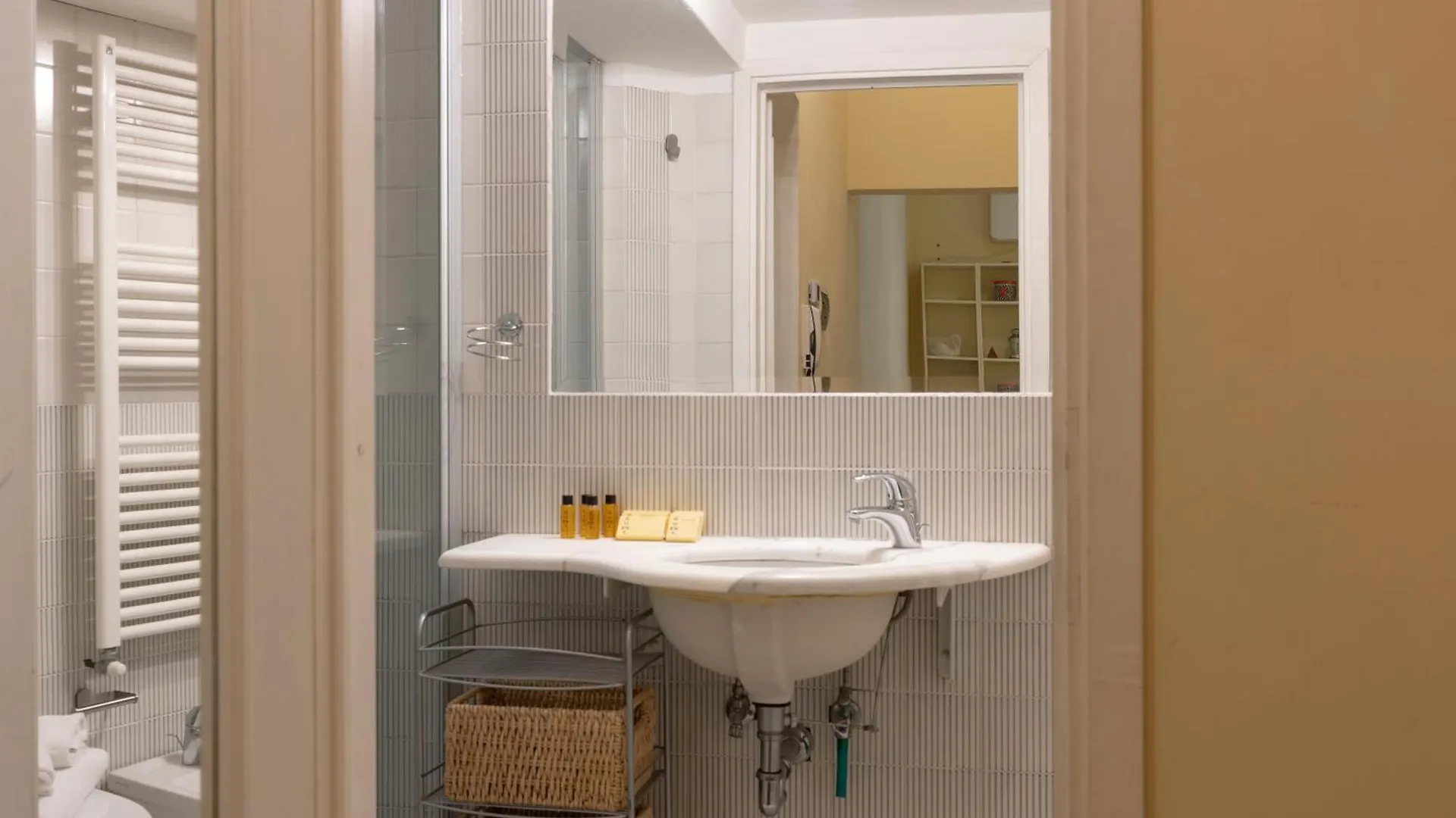 Sweet House In Petrarca Street Apartment Florence