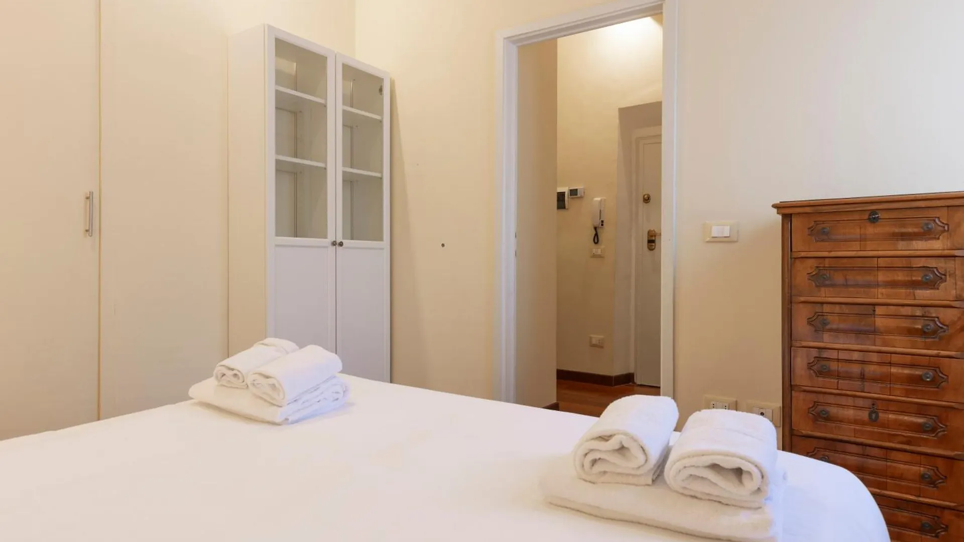 Sweet House In Petrarca Street Apartment Florence